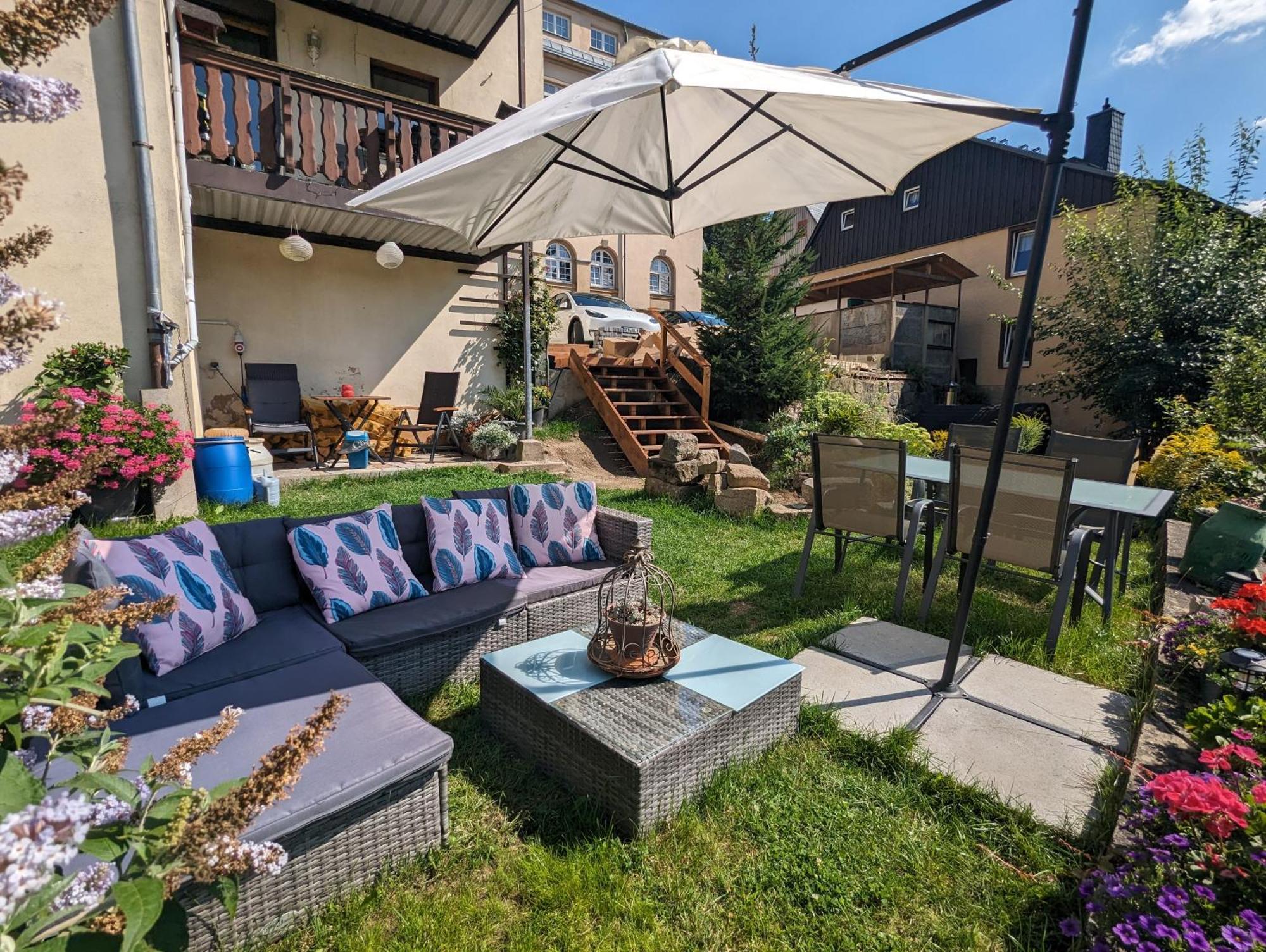 Ferienwohnung Zi2 - Urlaubsmagie - Whirlpool, Sauna Und Garten Sebnitz Exterior foto