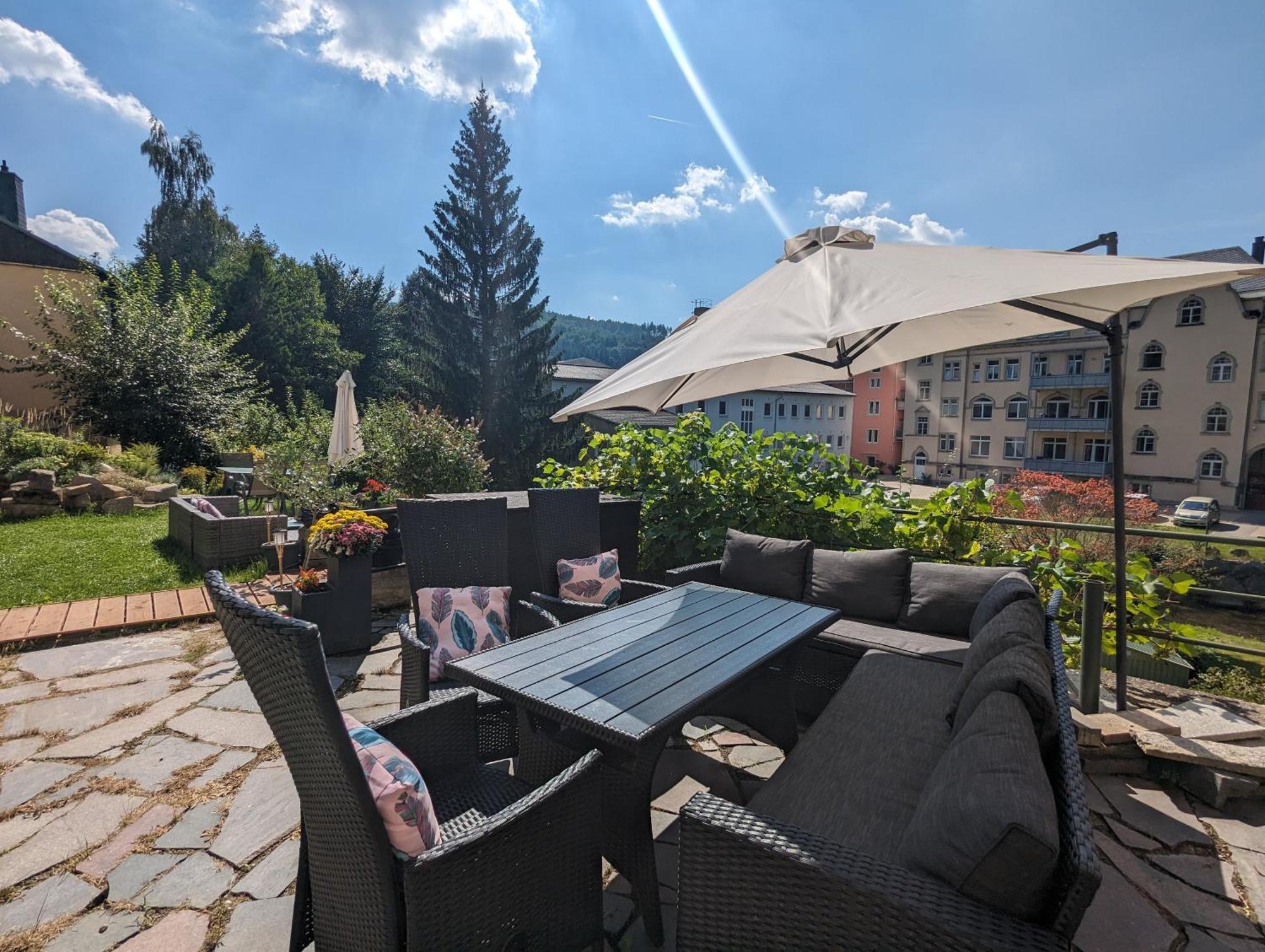 Ferienwohnung Zi2 - Urlaubsmagie - Whirlpool, Sauna Und Garten Sebnitz Exterior foto