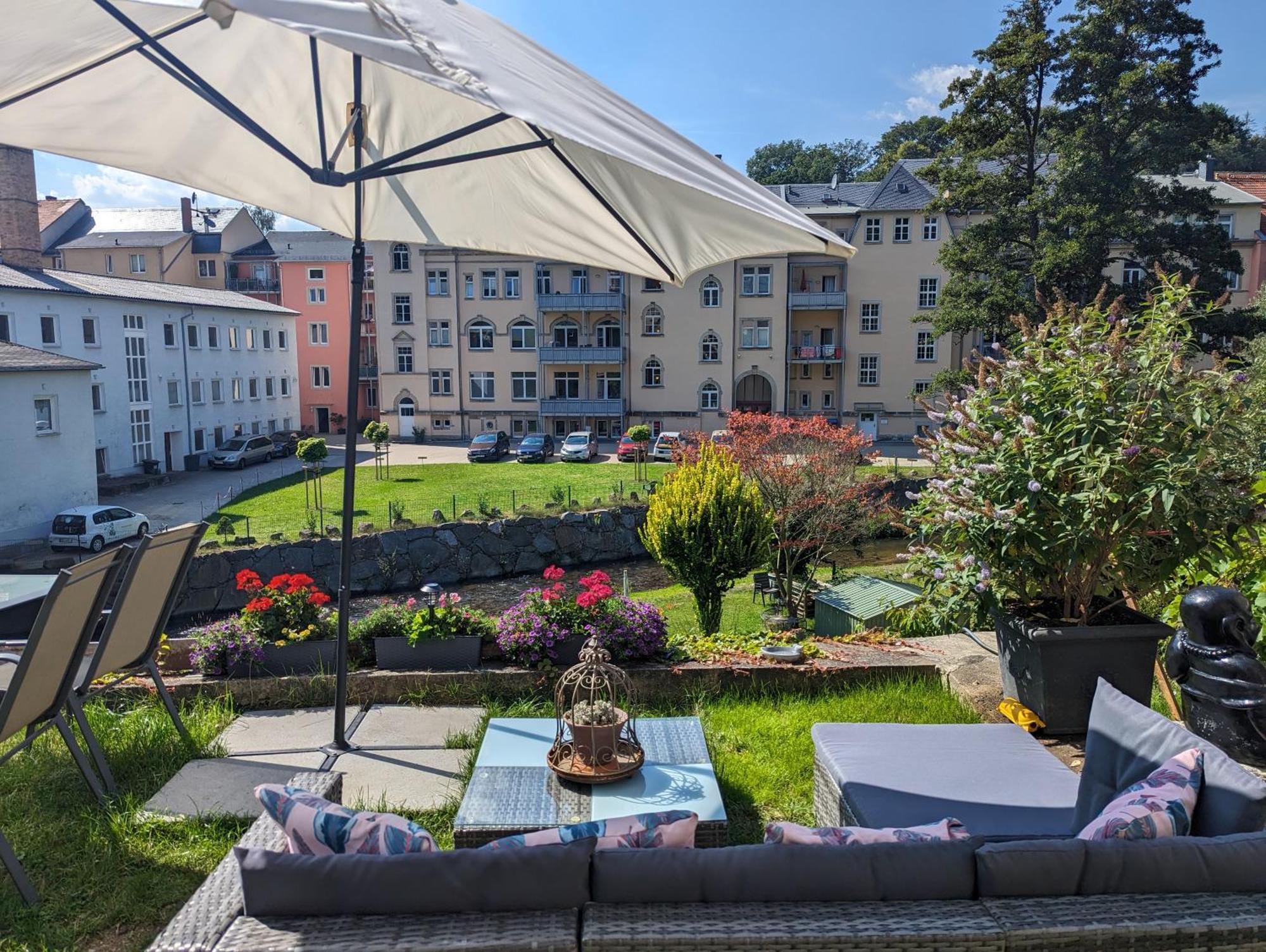 Ferienwohnung Zi2 - Urlaubsmagie - Whirlpool, Sauna Und Garten Sebnitz Exterior foto