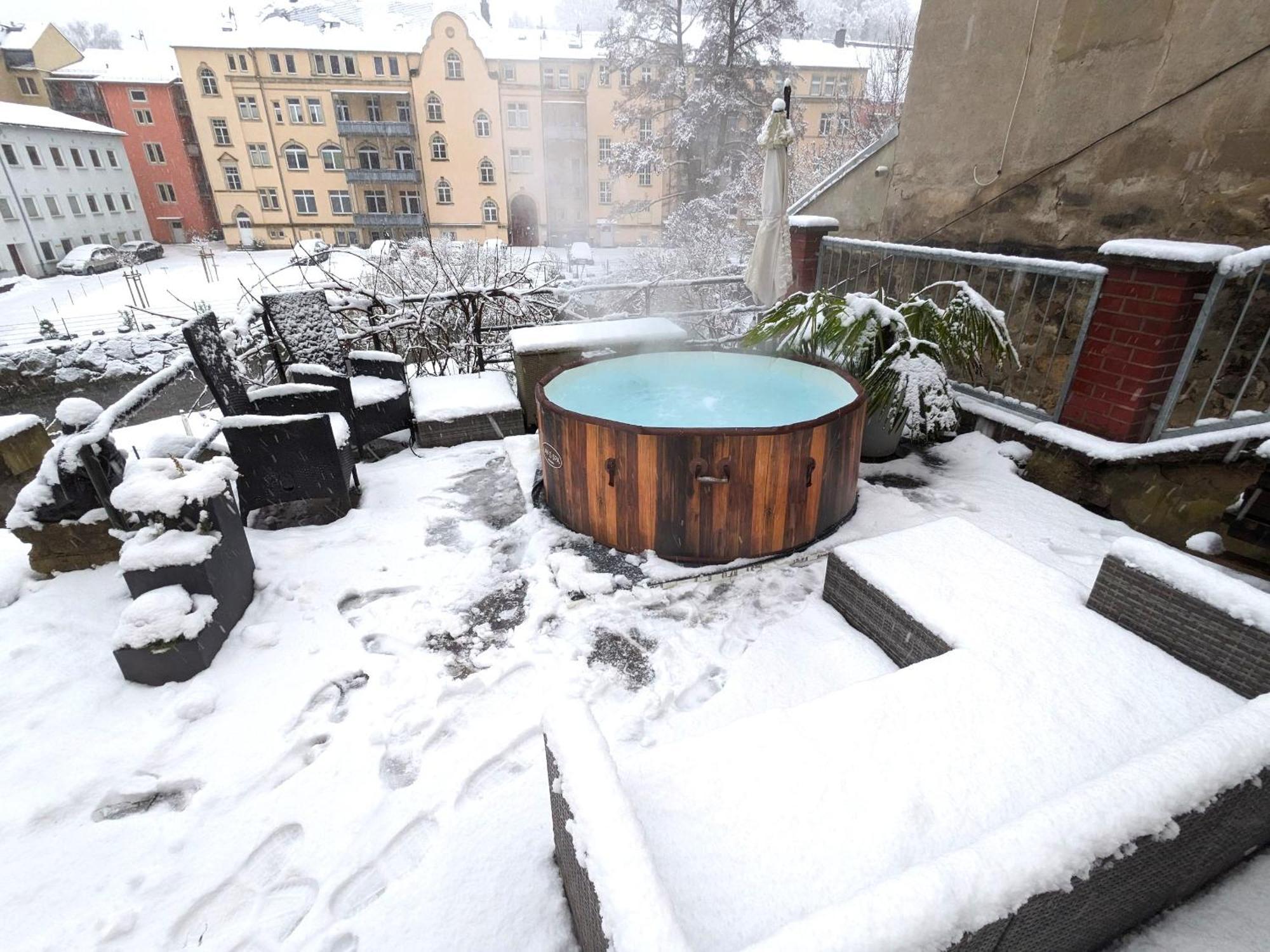 Ferienwohnung Zi2 - Urlaubsmagie - Whirlpool, Sauna Und Garten Sebnitz Exterior foto