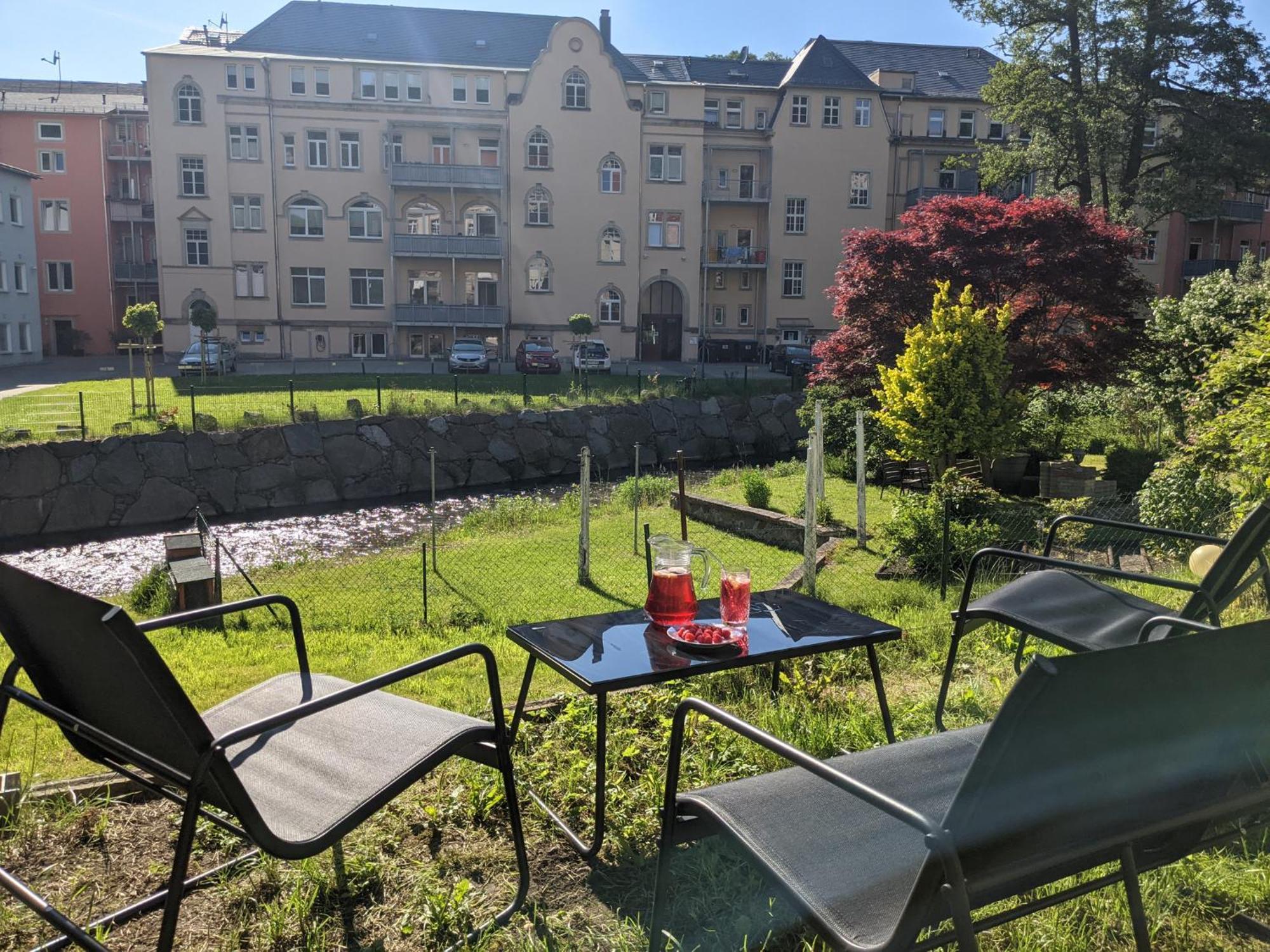 Ferienwohnung Zi2 - Urlaubsmagie - Whirlpool, Sauna Und Garten Sebnitz Exterior foto