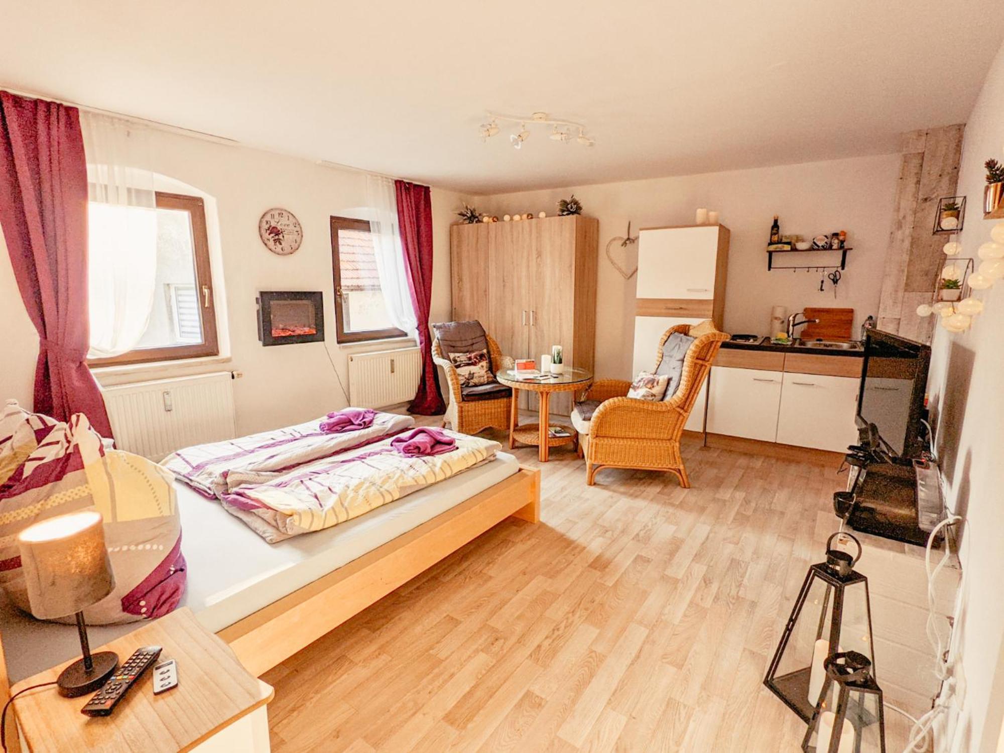 Ferienwohnung Zi2 - Urlaubsmagie - Whirlpool, Sauna Und Garten Sebnitz Exterior foto